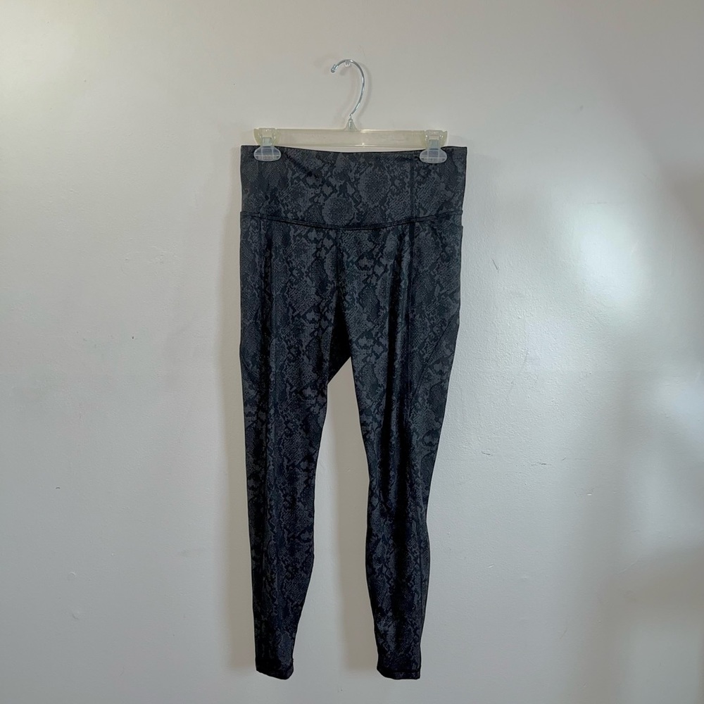 All in Motion printed leggings